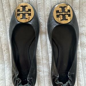 Tory Burch size 6m flats
